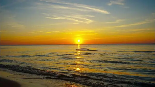 Tekst piosenki Gdzie ta keja - odkryj tęsknotę żeglarza za morzem