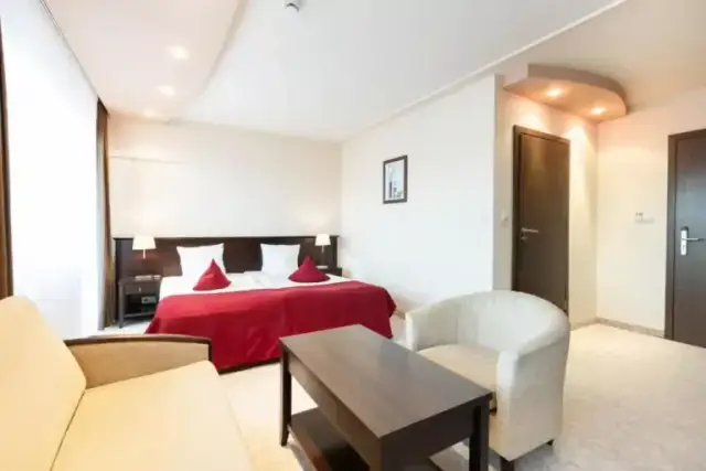 Góry Stołowe: Gdzie spać? Nocleg blisko szlaków czy SPA?