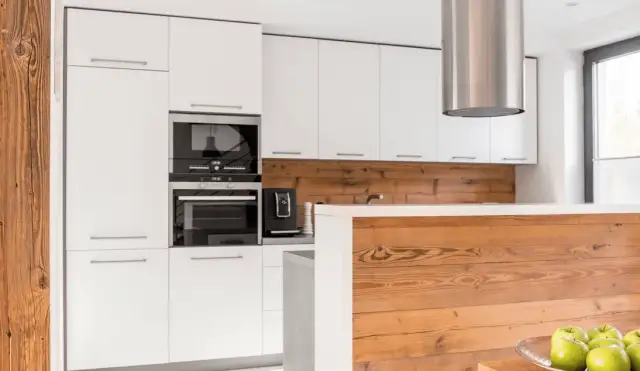 Boazeria w kuchni jakie meble wybrać, aby stworzyć funkcjonalną przestrzeń?