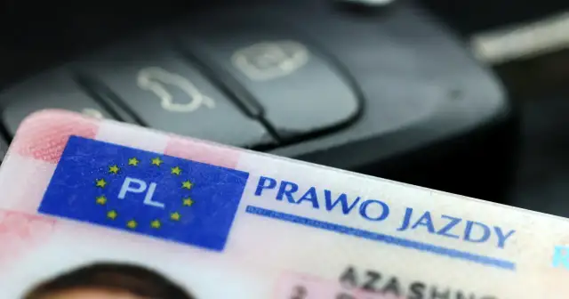 Kod 78 w prawie jazdy - Ograniczenie czy ułatwienie dla kierowcy?
