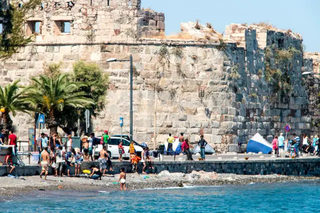 Na których greckich wyspach są uchodźcy i jak wygląda ich sytuacja?