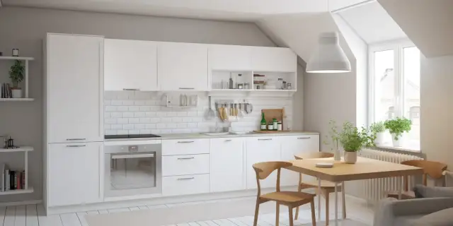 Jakie meble do drewnianej podłogi, aby uniknąć wizualnego chaosu?