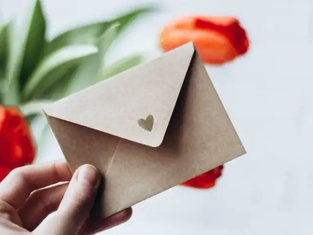 Ile pieniędzy daje chrzestny na wesele? Sprawdź, co jest odpowiednie