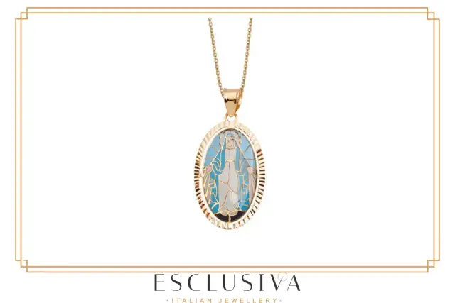 Jaki medalik na komunię dla chłopca? Złoto, wizerunek, łańcuszek poradnik