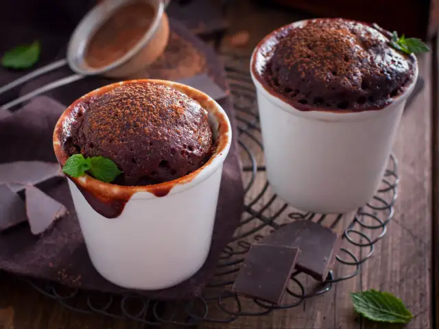 Idealna babeczka z kubka w 5 minut? Poznaj moje sekrety!