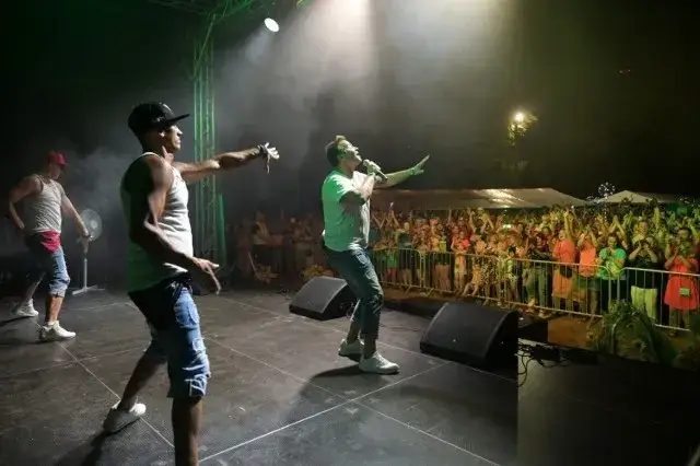 Ile kosztuje koncert After Party? Poznaj ukryte koszty i czynniki