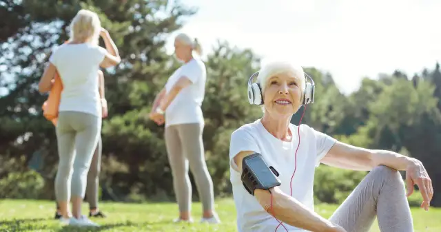 Jak się odchudzać po 60 tce i unikać niebezpiecznych błędów