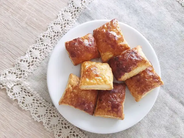 Jak upiec ciastka francuskie dzień wcześniej i nie stracić chrupkości?