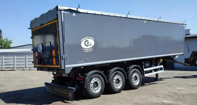 Ile kosztuje naczepa do tira? Ceny, leasing i na co uważać!