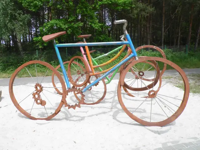 Najlepsze atrakcje w Grzybowie – rodzinne przygody nad morzem