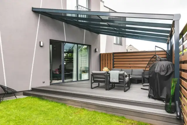 Czy budowę tarasu trzeba zgłaszać? Poznaj przepisy i wyjątki