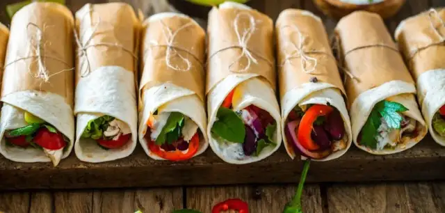 Jakie przekąski na andrzejki – 10 łatwych i smacznych pomysłów