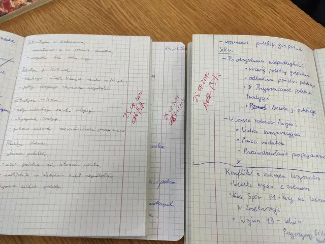 Jak podpisać zeszyt do polskiego, aby uniknąć zamieszania w szkole