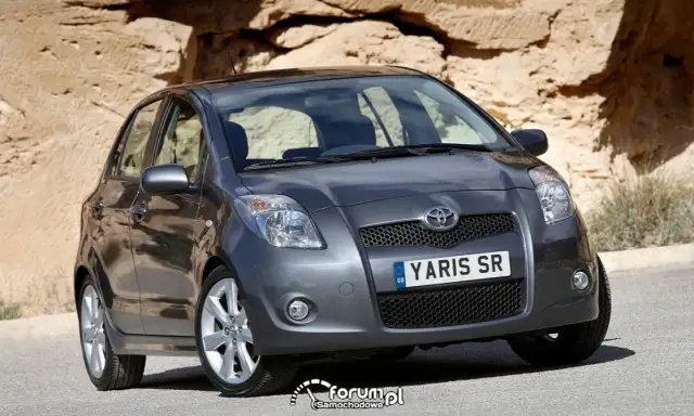 Toyota Yaris II: Jaki silnik wybrać, by nie żałować? Poradnik Kaji