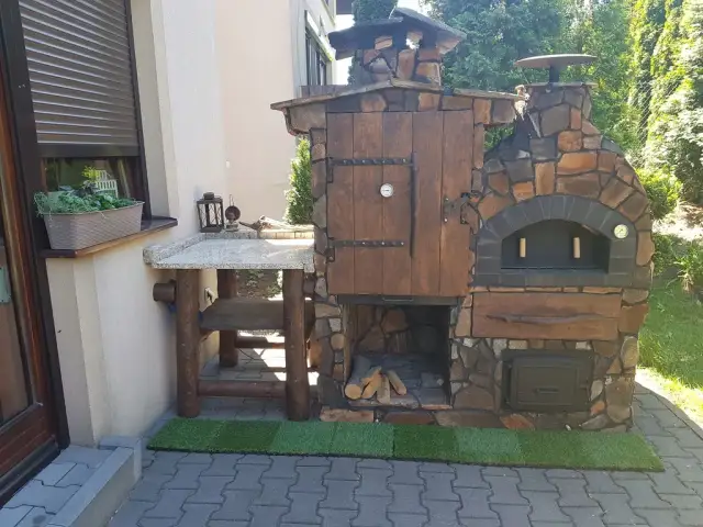 Wielofunkcyjny grill wędzarnia piec do pizzy – idealne rozwiązanie na każdą okazję