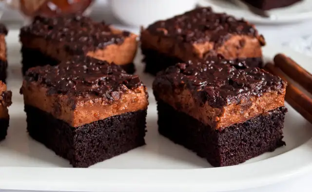 Słonecznikowiec Ania Gotuje - Jak zrobić idealnie chrupiące ciasto?