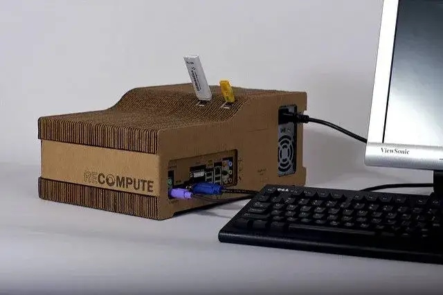 Jak zrobić komputer z kartonu - łatwy projekt, który zachwyci dzieci