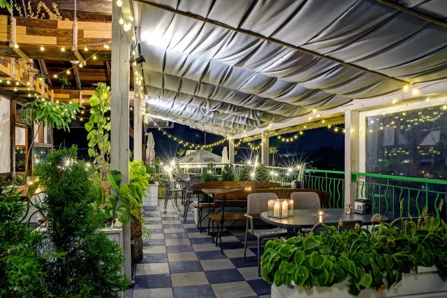 Krasnobród: Odkryj smaki Roztocza! Gdzie zjeść pstrąga i pizzę?