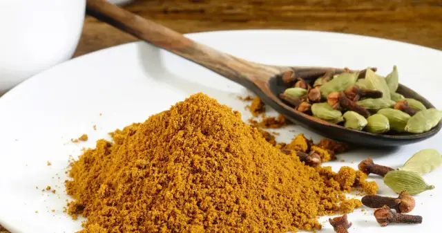 Przyprawa garam masala do czego? Odkryj jej zastosowanie w kuchni