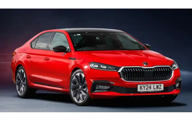 Skoda Superb: Pojemność baku (45-66L) i sekret 70 litrów