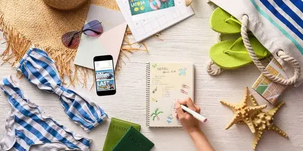 Co zabrać do hotelu, aby uniknąć nieprzyjemnych niespodzianek?