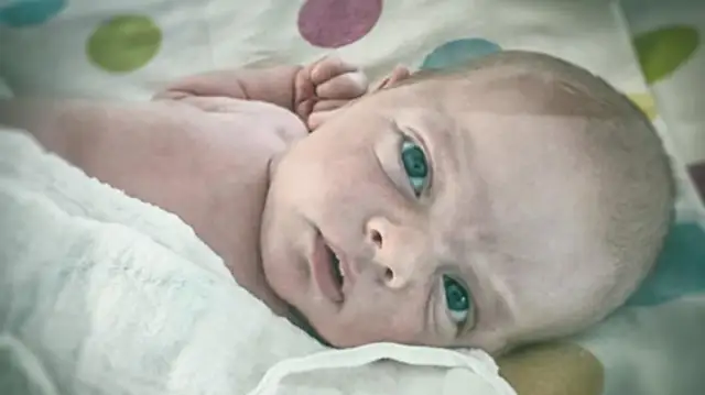 Dlaczego lek na SMA jest taki drogi? Poznaj przyczyny wysokiej ceny