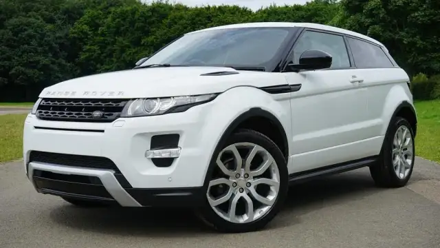 Range Rover Evoque: jaki silnik wybrać, aby uniknąć wysokich kosztów?