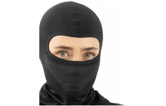 Jaka kominiarka motocyklowa na lato? Wybierz komfort i przewiewność