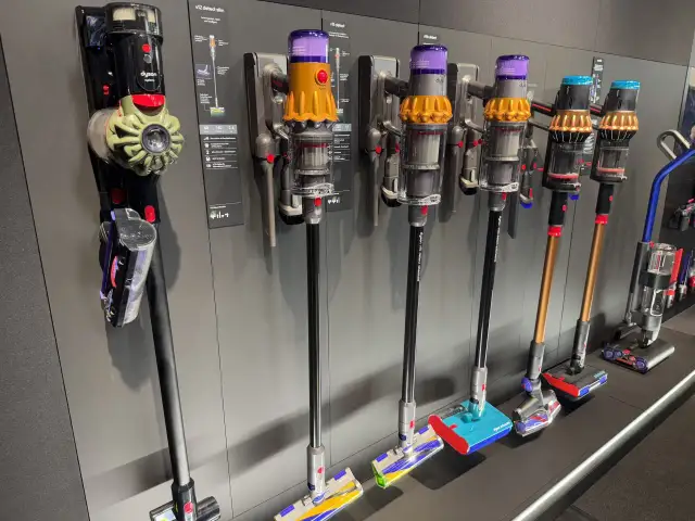 Miele czy Dyson? Odkurzacze bezprzewodowe który wybrać?