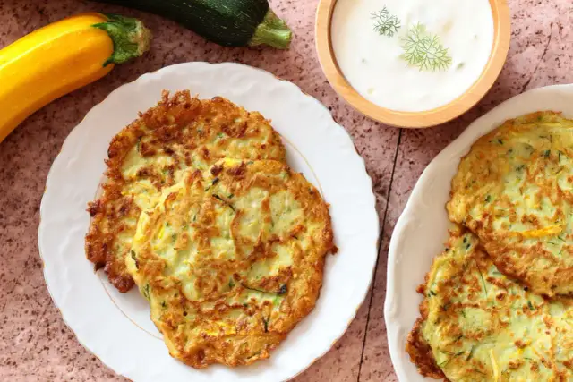 Ile kalorii mają placki z cukinii: prawdziwa wartość energetyczna dania