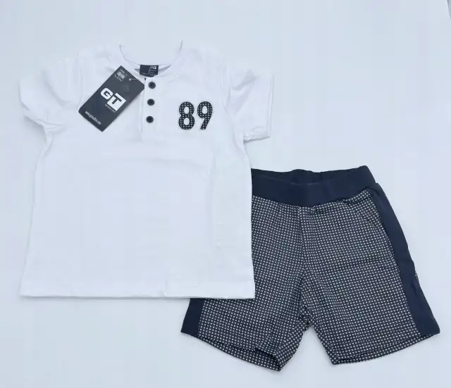 Stylowe i trwałe bluzki GT dla chłopców - idealne na każdą okazję