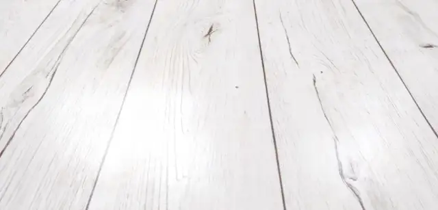 Jak usunąć wgniecenia na wykładzinie PCV - skuteczne metody i porady