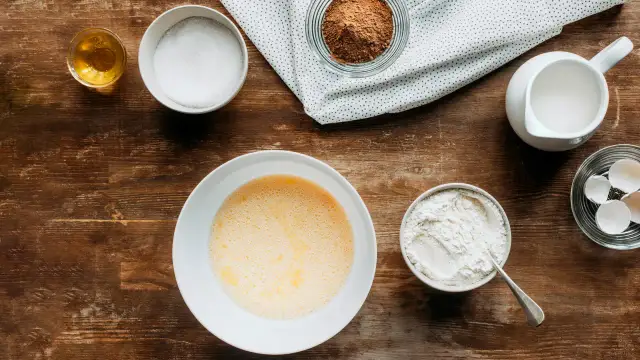 Ile gram mąki ma łyżka? Sprawdź, ile naprawdę waży!