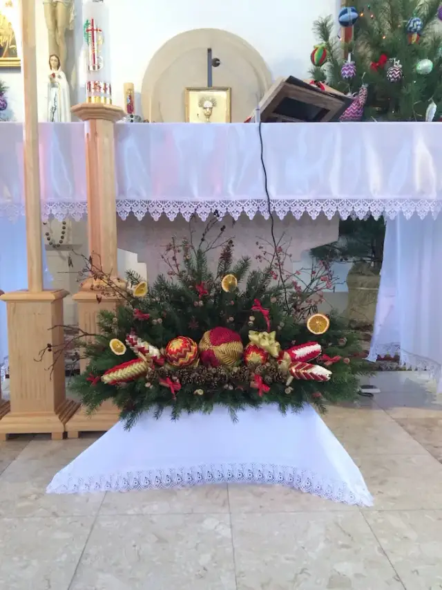 Jak pięknie udekorować ołtarz na Boże Narodzenie – praktyczne porady i inspiracje