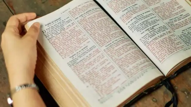 Czy Biblia to literatura? Analiza jej cech i wpływu na kulturę