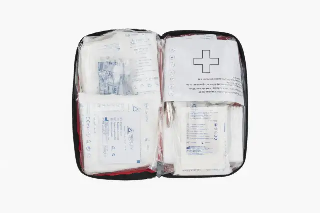 Apteczka samochodowa: Co musisz wiedzieć? Norma DIN 13164