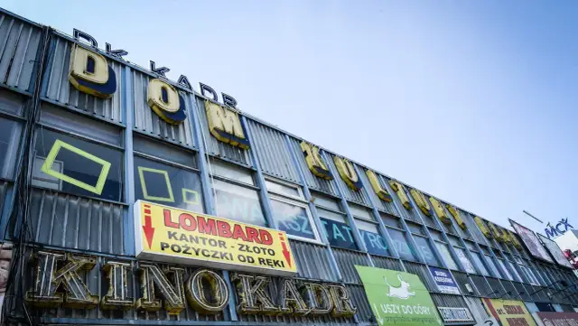 Czy w lombardzie przyjmują książki? Sprawdź, zanim stracisz czas