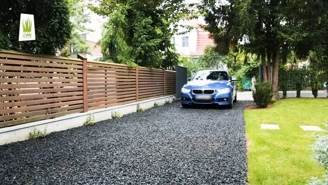 Podjazd z klińca: Jak zrobić trwały i tani? Poradnik DIY.