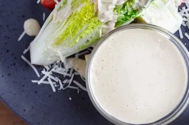 Sekret sosu Cezar: idealny przepis, warianty i pro porady