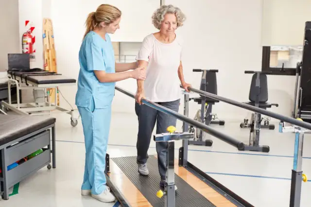 Rehabilitacja kardiologiczna: Ile trwa i jak zaplanować powrót?