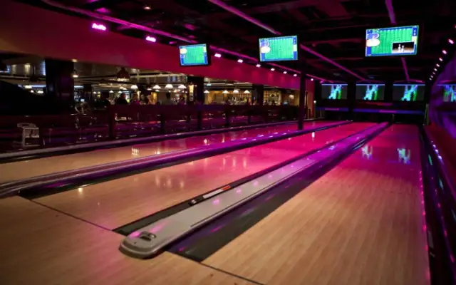 Ile kosztuje wybudowanie kręgielni? Sprawdź ukryte wydatki!