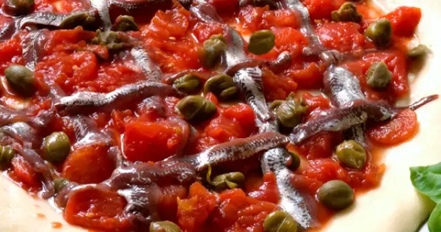 Pizza aux anchois : Ma recette italienne, le secret de l'authentique
