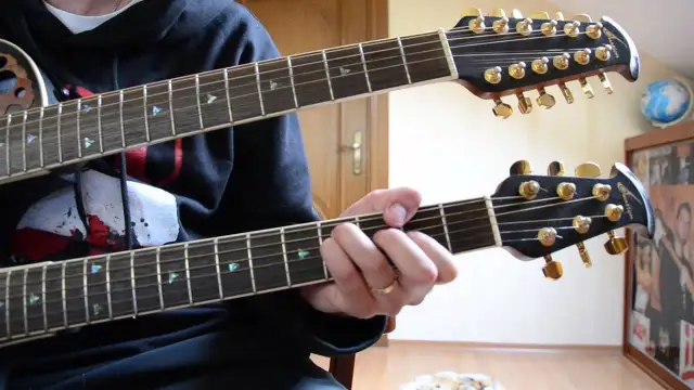 Małomiasteczkowy chwyty na gitarę - proste akordy dla początkujących