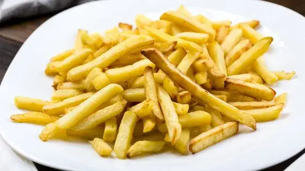 Smażenie frytek: idealna temperatura dla chrupkości? Sprawdź!