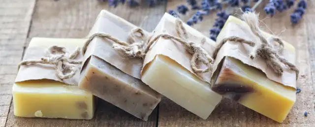 Opłacalność mydła rzemieślniczego: Ile zarobisz i zainwestujesz?