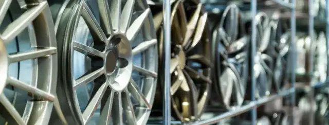 Ile kosztuje wysyłka felg aluminiowych? Sprawdź, by zaoszczędzić!