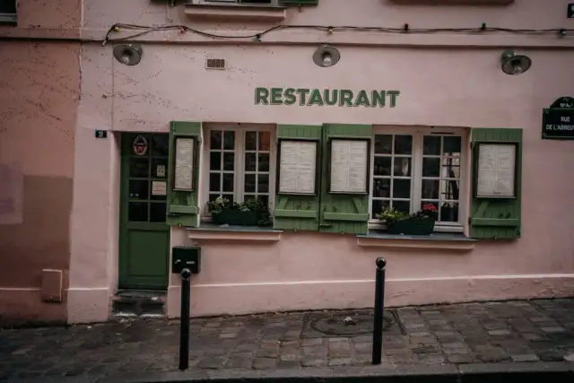 Gdzie zjeść w Paryżu: najlepsze miejsca, które musisz odwiedzić