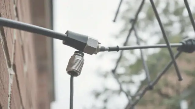 Jak podłączyć kabel antenowy do anteny siatkowej i uniknąć problemów z sygnałem