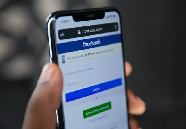 Jak odzyskać hasło do Facebooka na telefonie? Prosty przewodnik