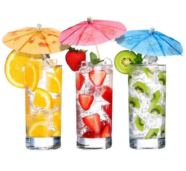 Kolorowe drinki dla dzieci: Proste przepisy i magiczne dekoracje